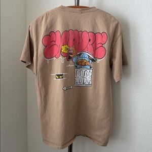 Empyre tan sz L t-shirt VGUC Spray Paint Cat